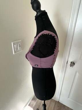 Tiger Friday Adult Medium Mauve Ruffle Trim Dance Sport Bra